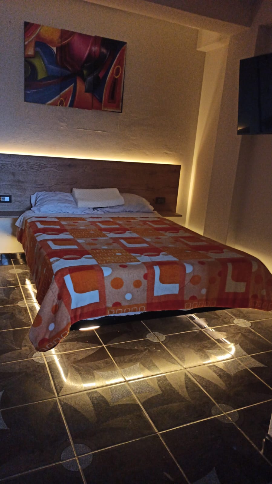 Habitación 301 de noche